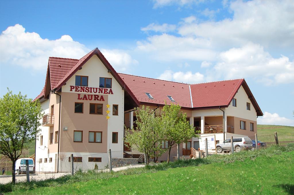 Pension Laura Cheile Turzii Petreştii de Jos Esterno foto