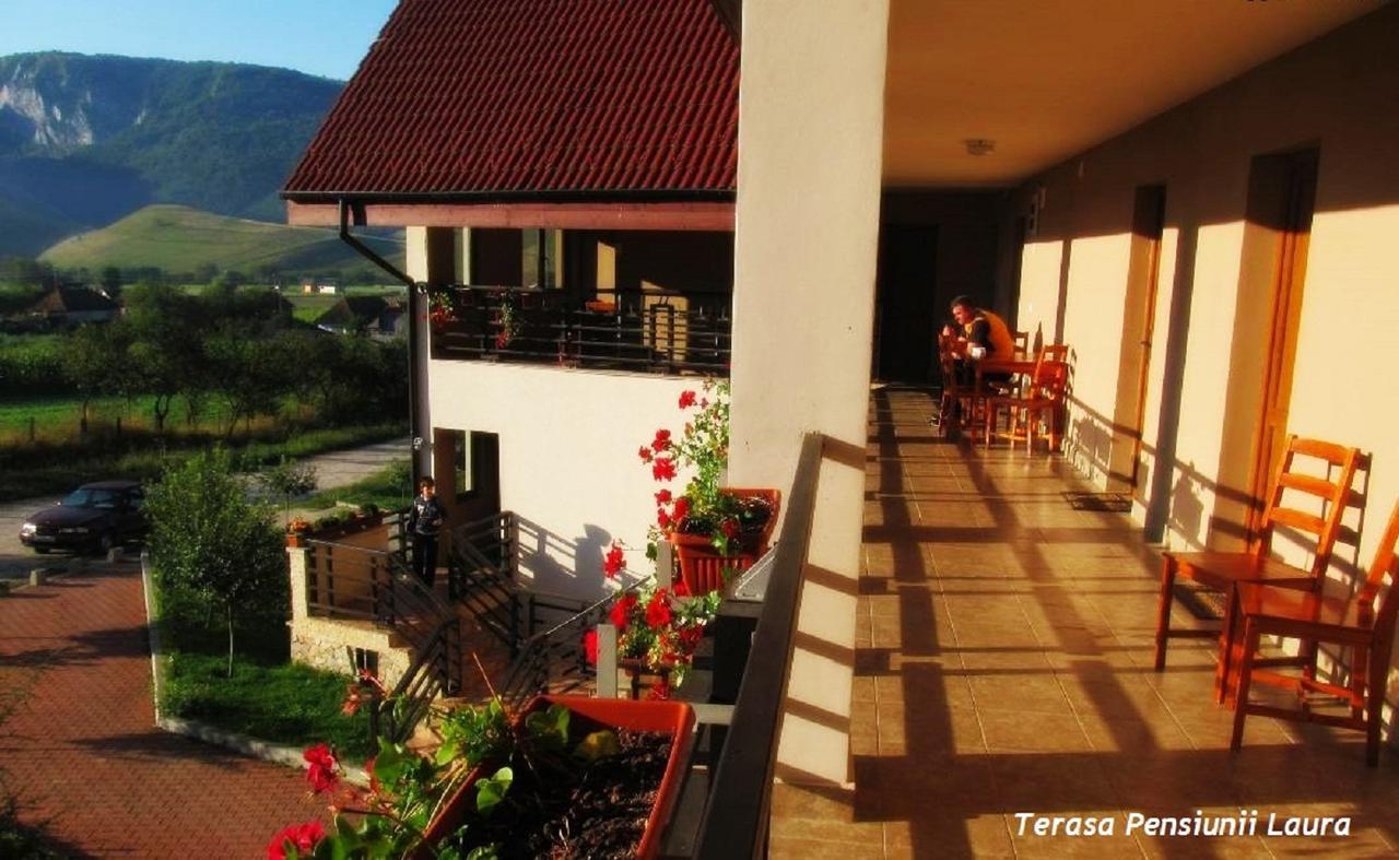 Pension Laura Cheile Turzii Petreştii de Jos Camera foto